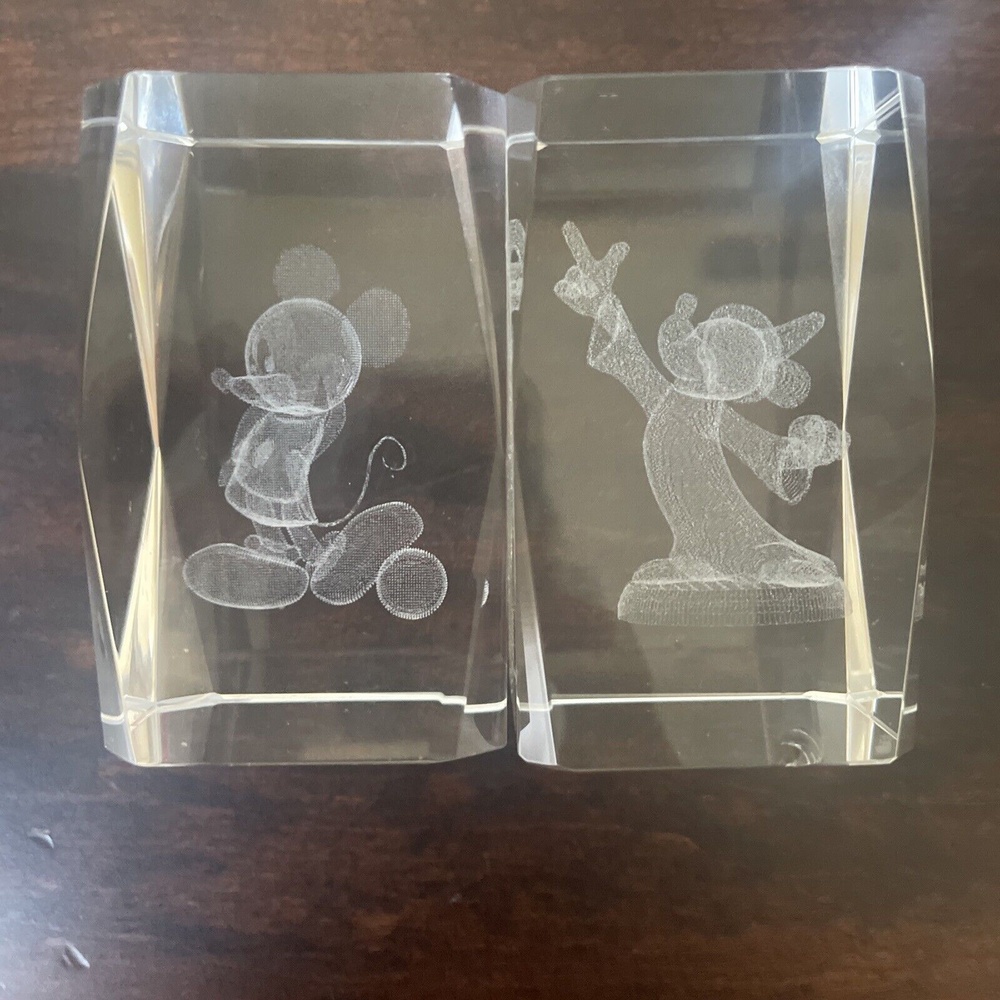 DISNEY MICKEY ETCH 3D hologram CRYSTAL Fantasia Rotating stand light paperweight